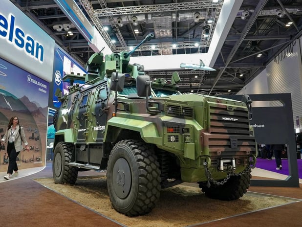 ASELSAN'ın ürettiği "Korkut"un yeni modeli, dronları 25 milimetrelik akıllı mühimmatla yok edecek