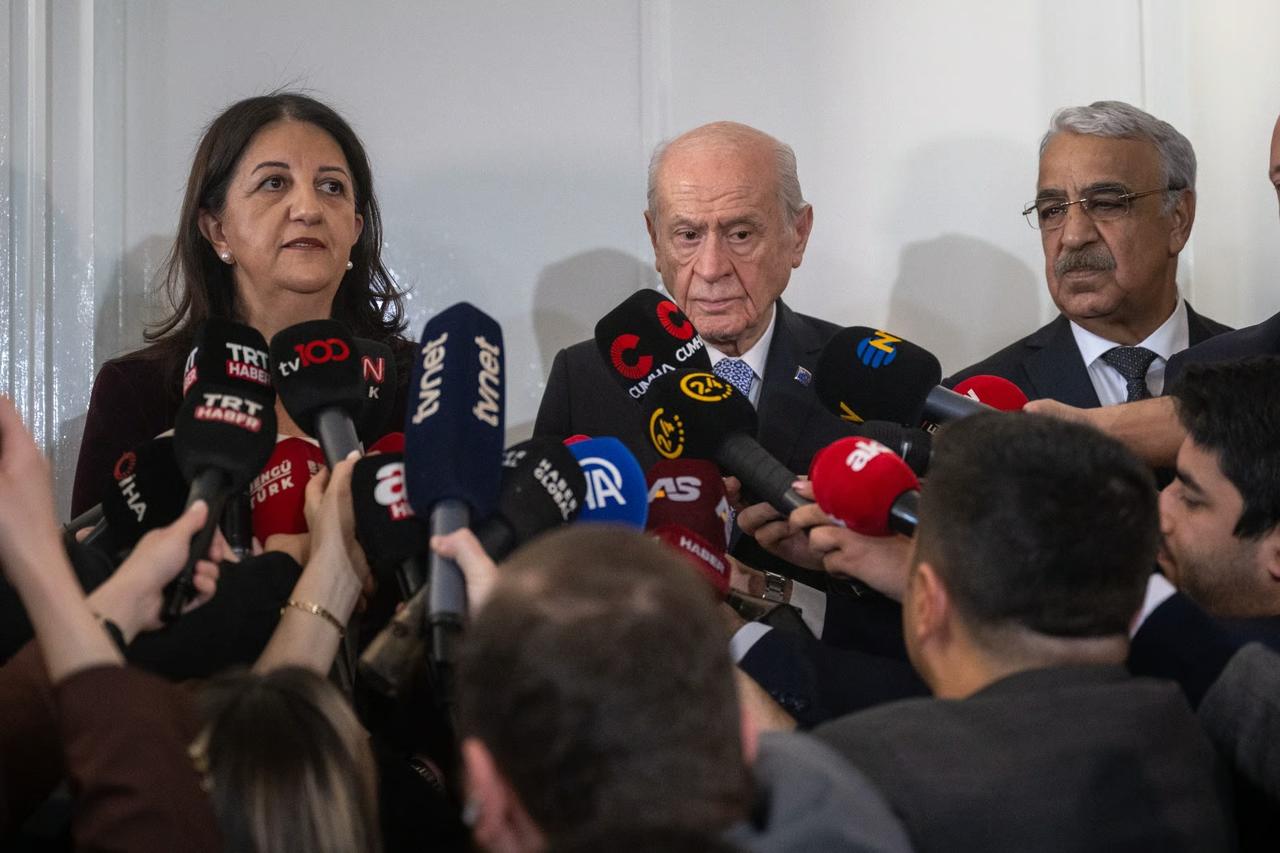 DEM'in “Barış Yasası” önerisine Bahçeli desteği
