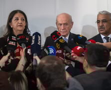 MHP lideri Bahçeli'den DEM Parti'ye kabul: "Her cümlesine imzamı atıyorum"