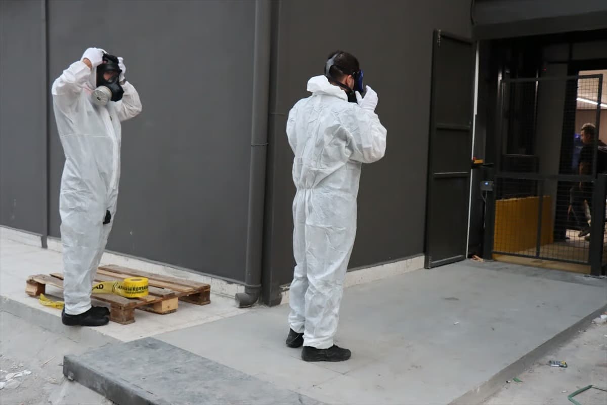 Lavabo açıcı bomba gibi patladı