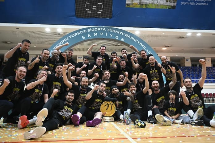 Play-off finalinde sona gelindi: Esenler Erokspor, Trabzonspor'un ardından Basketbol Süper Ligi'ne yükselen ikinci takım oldu