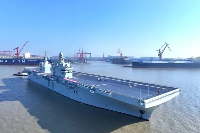 Çin’in yeni Type 076 amfibi hücum gemisi Sichuan ilk deniz testlerine başladı