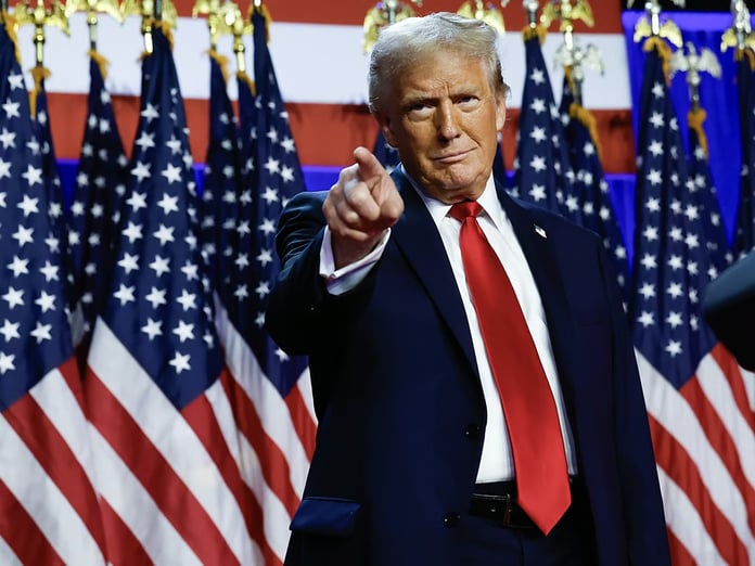 Trump, Suudi Arabistan'a 100 milyar dolarlık silah paketi sunmayı planlıyor