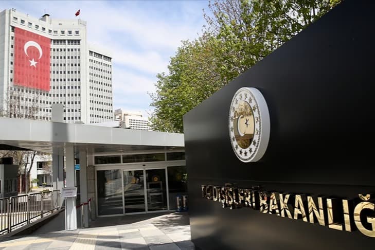 Dışişleri: İsrail'in saldırılarını kınıyoruz