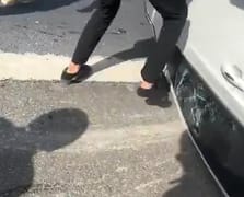 Kendilerini kurtarmaya çalışanlara tepki gösterdiler