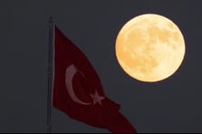 Türkiye'nin farklı şehirlerinde dolunay