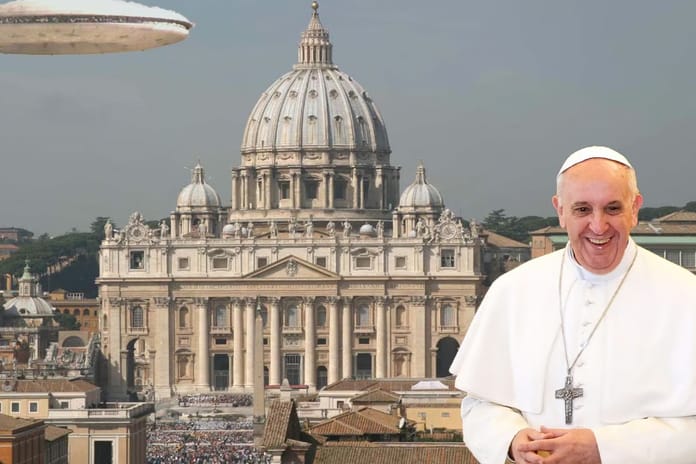 Vatikan’ın UFO'larla gizli bağlantıları olduğu iddia ediliyor