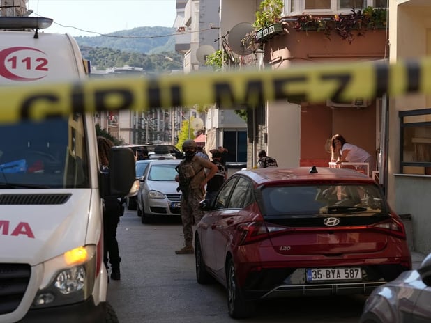 İzmir saldırganı silah eğitimini babasından almış