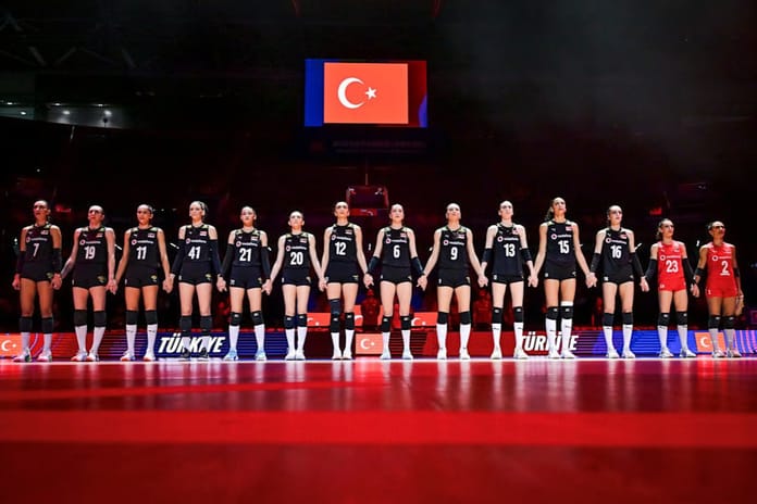 Filenin Sultanları, VNL'de ilk haftayı Çin galibiyetiyle namağlup lider tamamladı: Pekin etabı 4'te 4'le kapandı