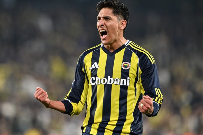 Edson Álvarez için dev operasyon başladı: Fenerbahçe yönetimi harekete geçti