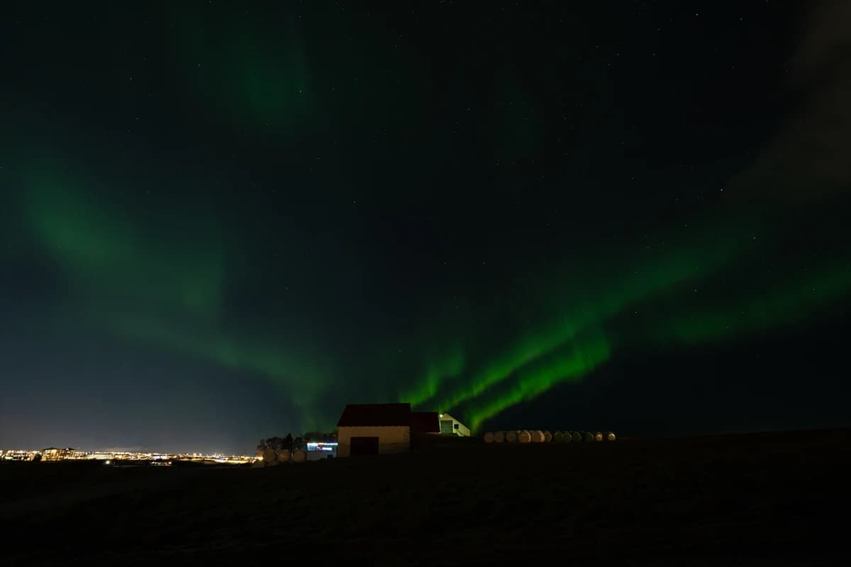 Sahne: Reykjavik semaları | Başrol: Kuzey Işıkları