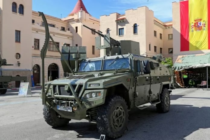Romanya, lojistik destek için 24 adet ispanyol zırhlı VAMTAC ST5 BN2 araç siparişi verdi