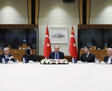 Cumhurbaşkanı Erdoğan, işçileri kabul etti: Çalışanlarımızın haklarını korumak önceliğimiz oldu