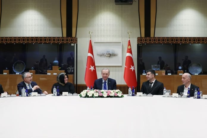 Cumhurbaşkanı Erdoğan, işçileri kabul etti: Çalışanlarımızın haklarını korumak önceliğimiz oldu