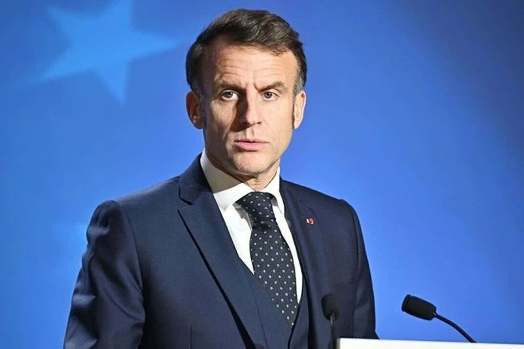 Macron Calls for Halt in Middle East Fighting for Talks
