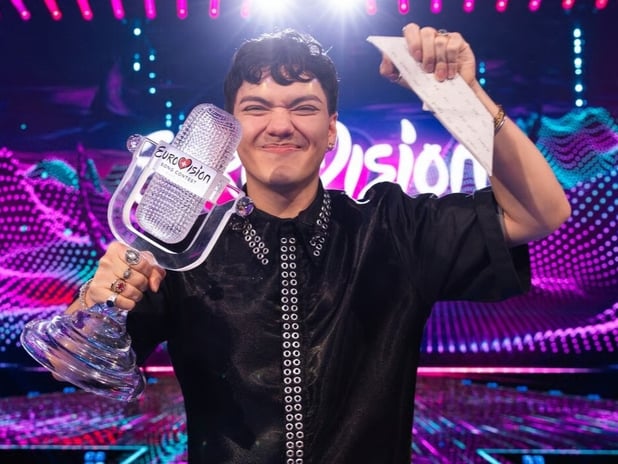 Eurovision birincisi Avusturyalı şarkıcı Johannes Pietsch'ten İsrail'e tepki