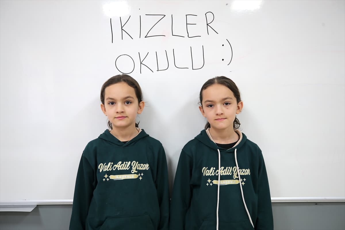 İkizler Okulu'nda eğitim: Öğretmenler ayırt etmekte zorlanıyor