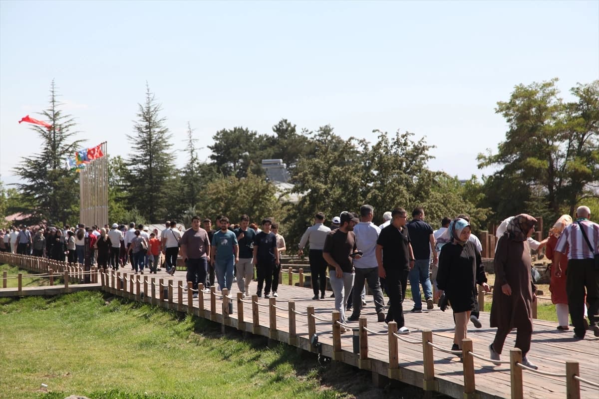 Selçuklu Meydan Mezarlığı, Malazgirt Zaferi'nin 955. yılında ziyaret edildi