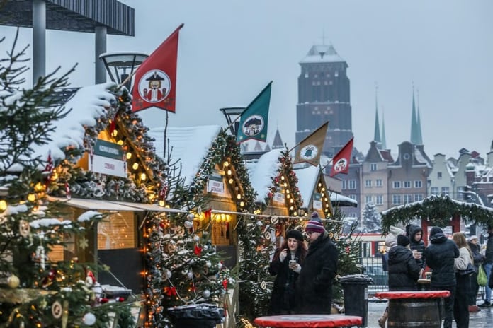 Polonya'da bir kişi Noel Pazarı'na saldırmaya hazırlanırken yakalandı