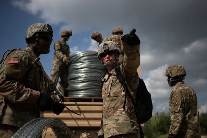 Amerikan askerleri yanlışlıkla Meksika'daki bir plajı işgal etti