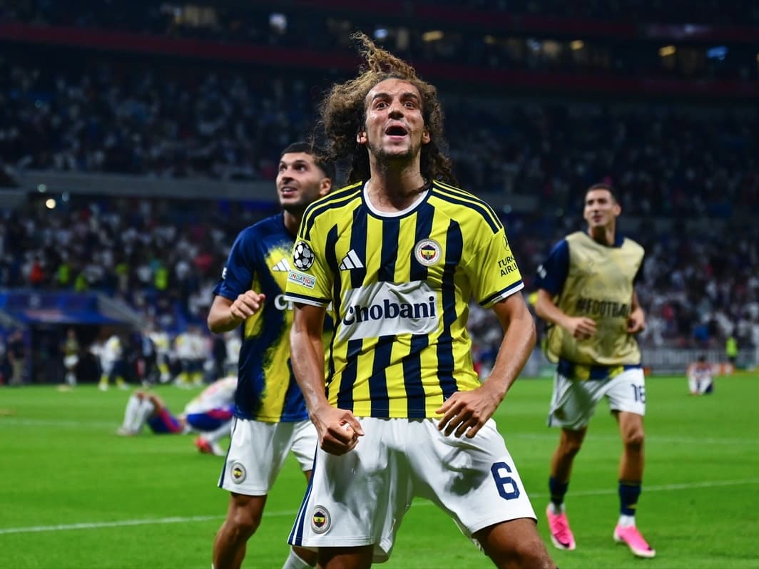 UEFA'dan Fenerbahçe'ye soruşturma!