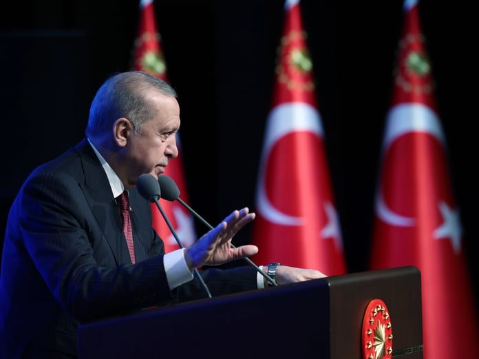 Cumhurbaşkanı Erdoğan: İlim ve bilgiye dört elle sarıldığımızda başarıyı yakaladık