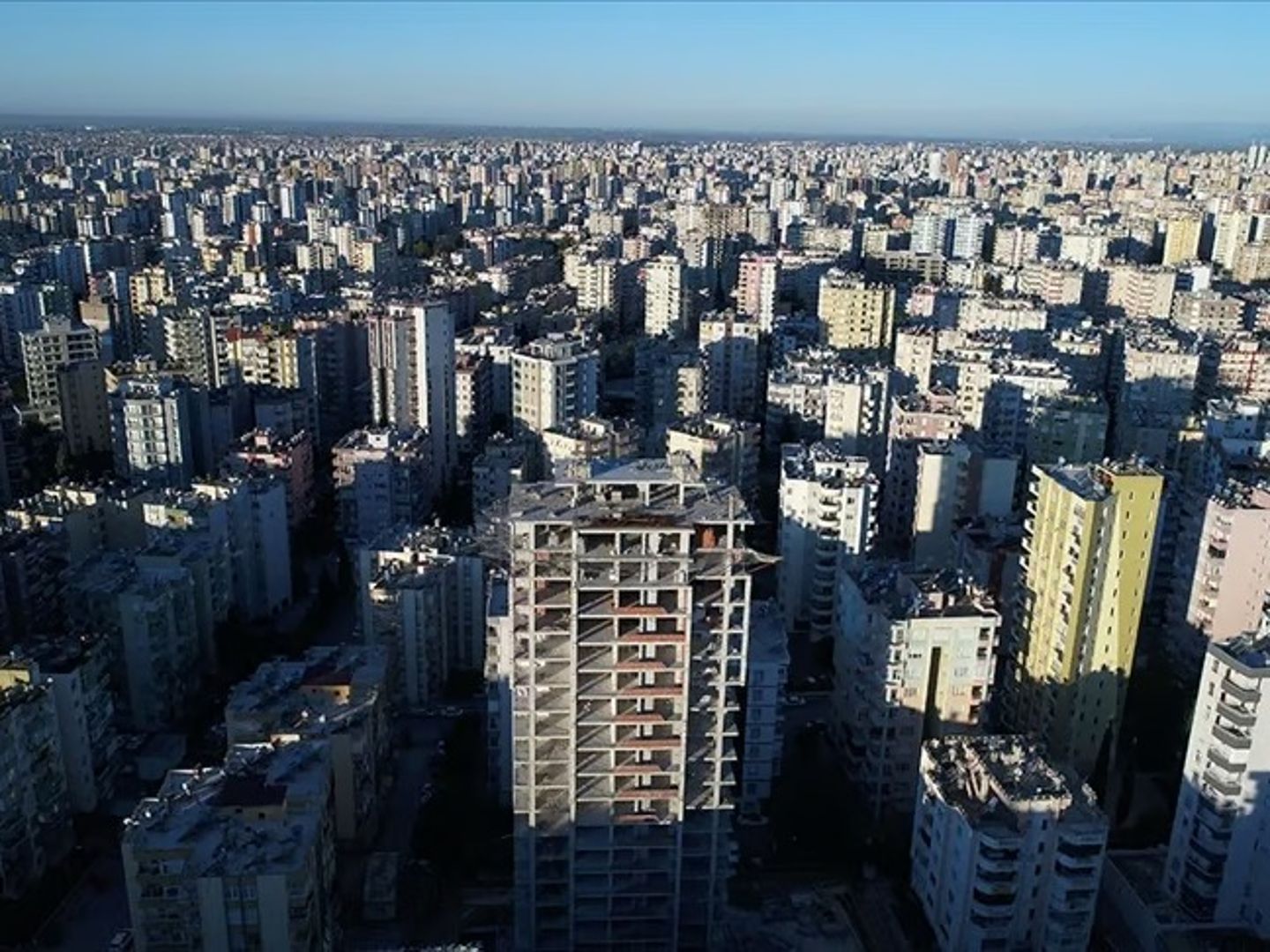 Kiracılardan isteniyor ama yasada durum farklı: Kapıcı tazminatında kritik detay ortaya çıktı!