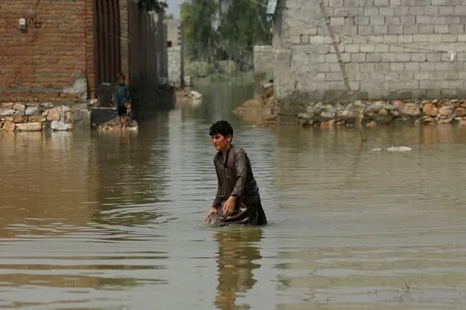 Pakistan'da muson felaketi: Ölü sayısı 72'ye yükseldi