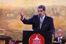 Maduro ABD'ye meydan okudu: "Venezuela'yı ele geçiremeyecekler"