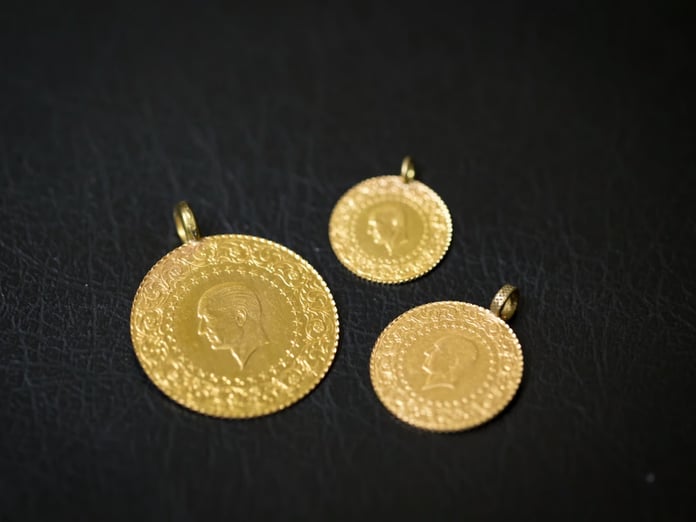 Altın fiyatları 2026 | 18 Nisan çeyrek, yarım, tam, gram altın fiyatları ne kadar, alış-satış kaç TL?