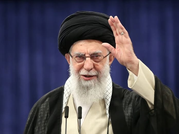 İran'ın dini lideri Ali Hamaney öldürüldü