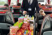 Otobüs yolculuklarında bir devrin sonu: Ücretsiz ikramlar tarihe karışıyor!