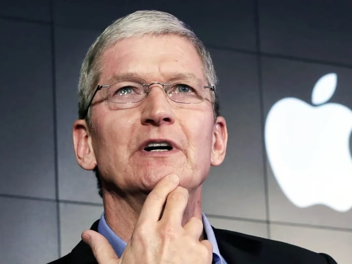 Apple CEO’su Tim Cook ortalama bir maaşı 7 saatte kazandı
