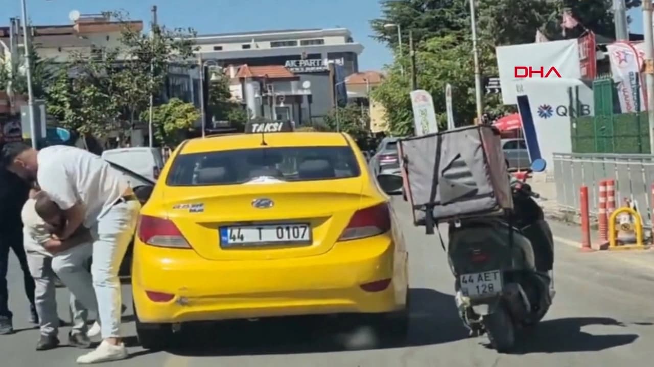 Trafikte yol vermedi, hem motorundan hem ehliyetinden oldu