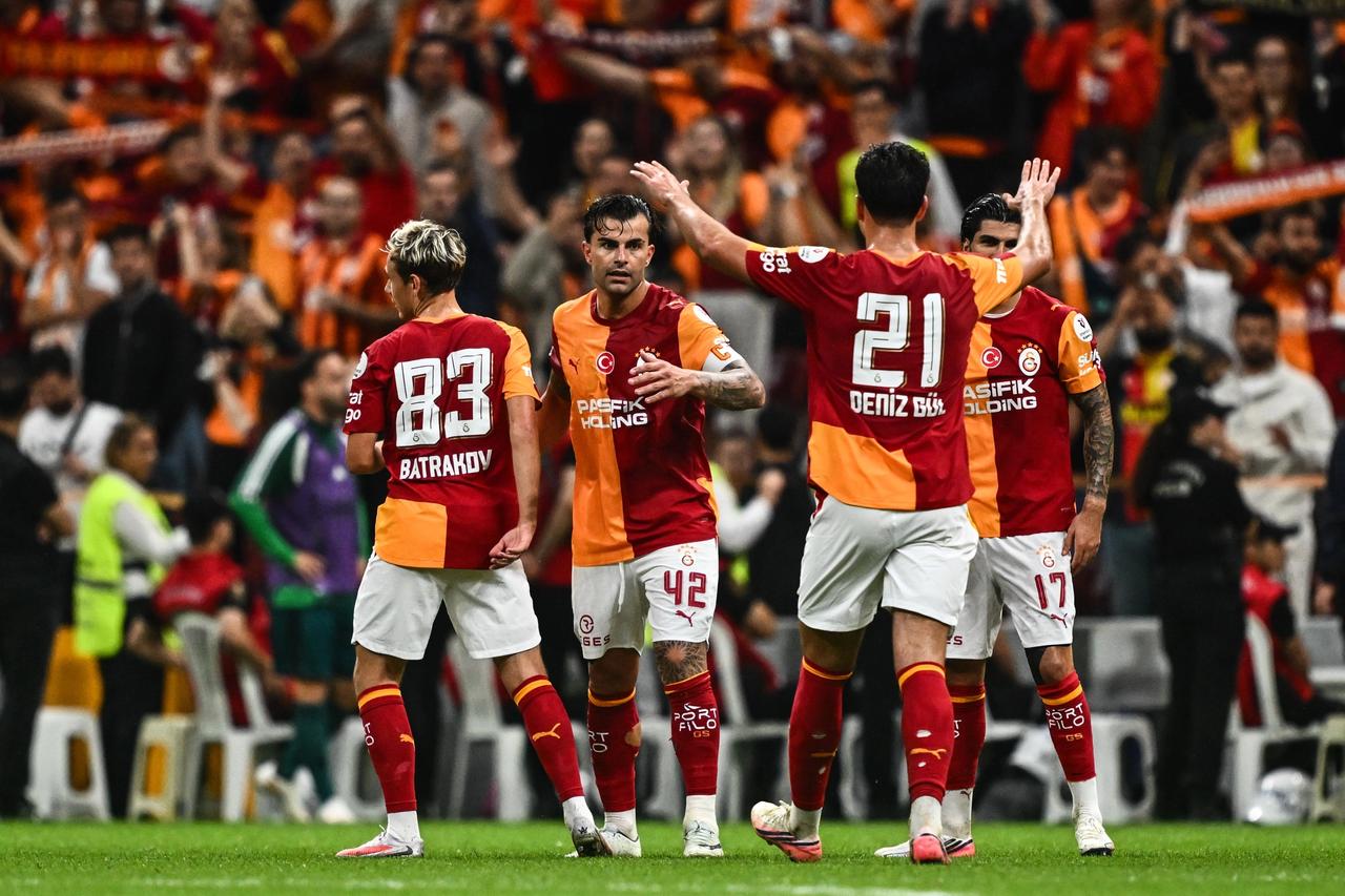 Osimhen ve Lemina dahil 4 yıldız kadroda yok