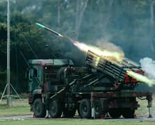 Tayvan, HIMARS roket sistemi ile sahil savunmasını güçlendiriyor