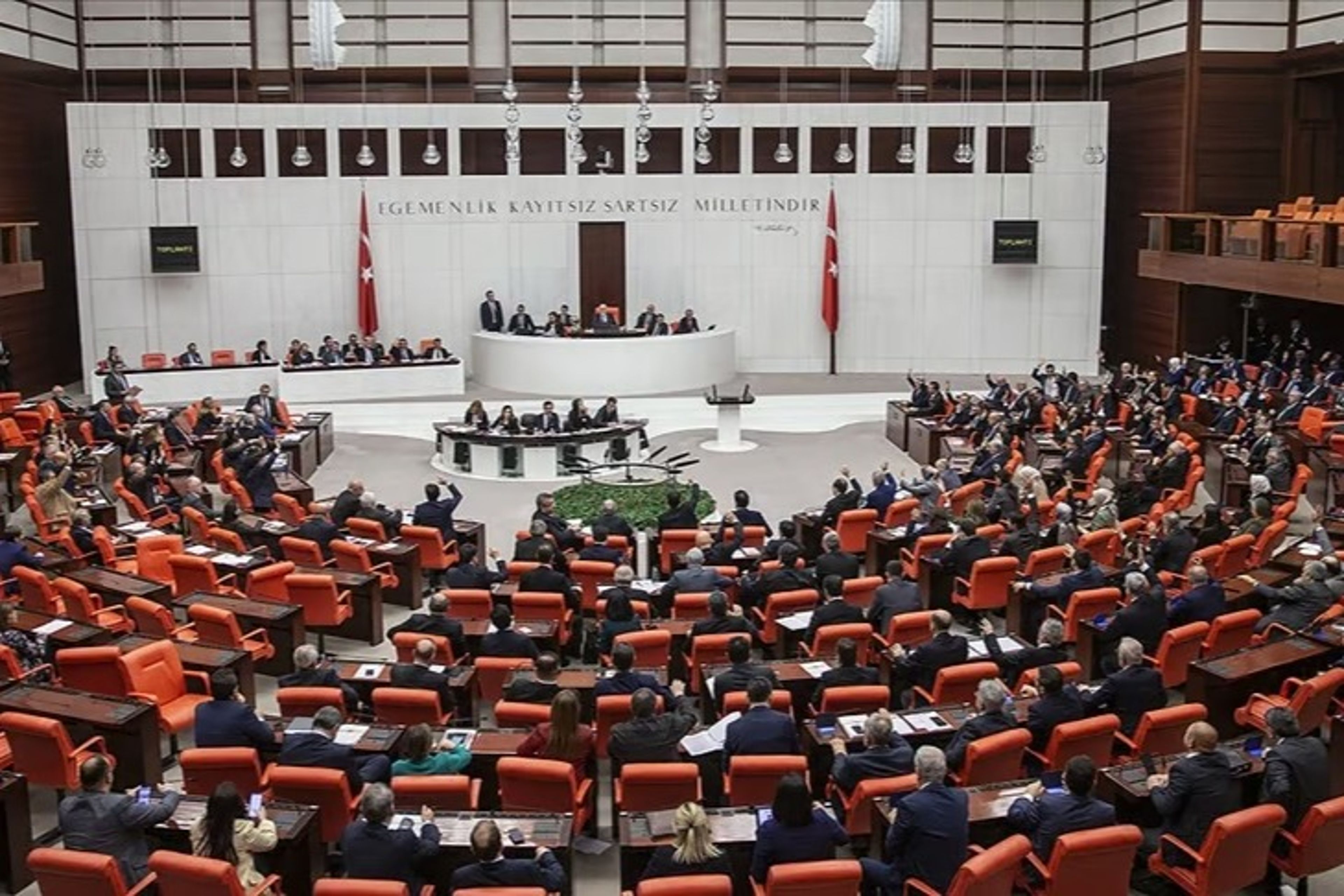 AK Parti kanun teklifi mecliste: Borçlara 72 ay taksit! Abdullah Güler açıkladı