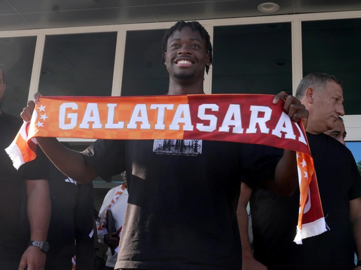Galatasaray'dan stoper takviyesi