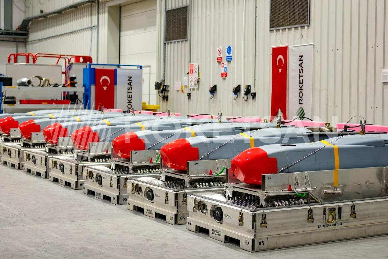 ROKETSAN, TAYFUN ve SOM füzelerinde seri üretim ve teslimatların sürdüğünü açıkladı
