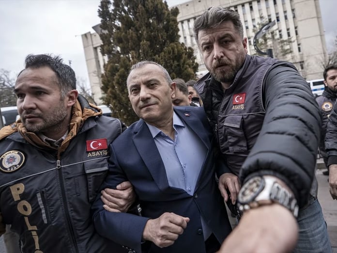 Eski Tunceli Valisi Sonel, adliyeye sevk edildi 