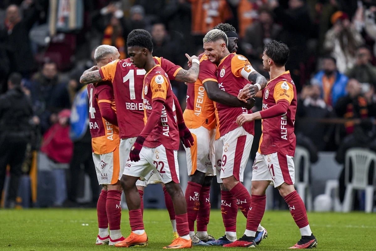 Lider Galatasaray
