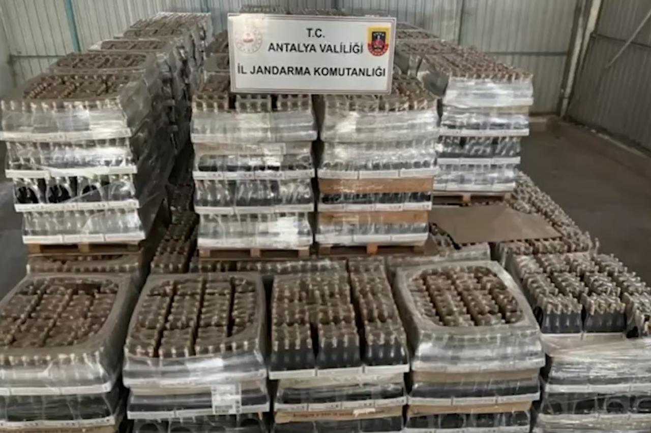 Antalya'da sahte alkol operasyonu