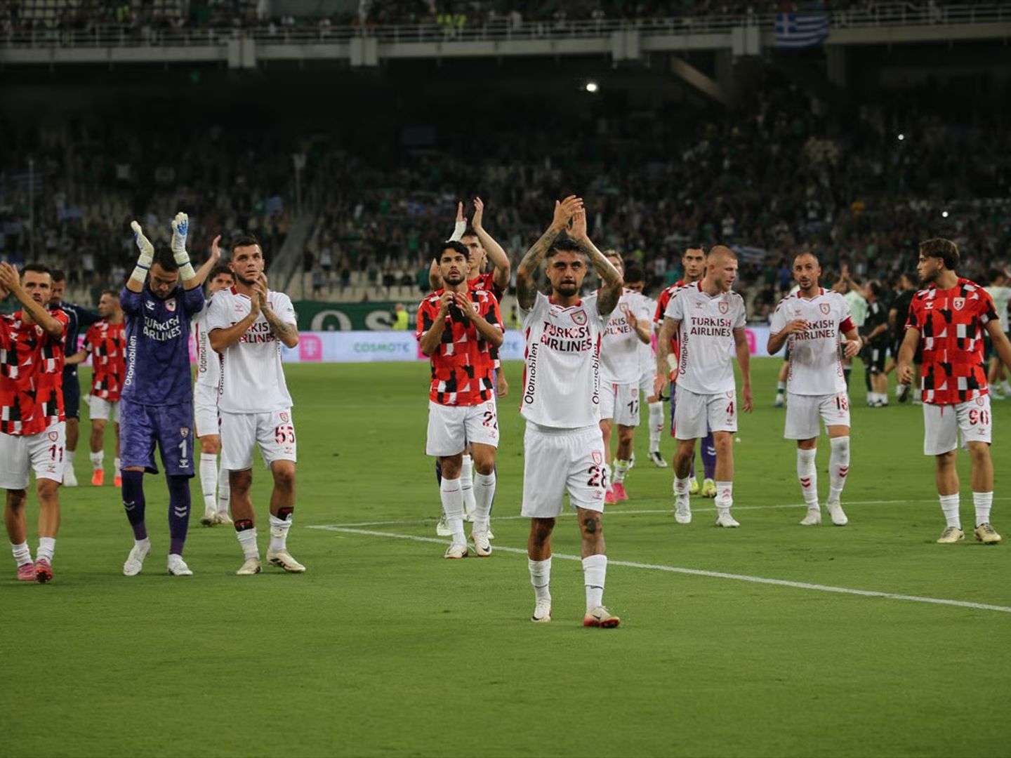 Samsunspor, deplasmandan mağlubiyetle döndü: Tur için son şans Samsun'da