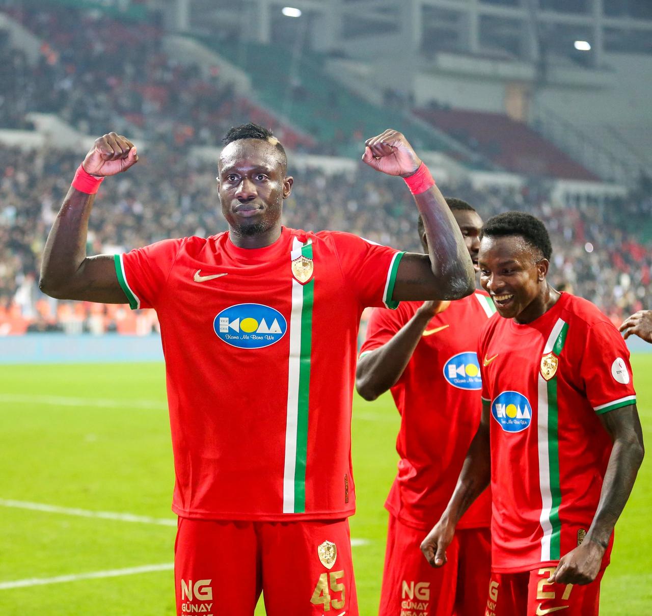 Diagne rekor için sahada