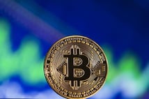 Bitcoin Nisan ayından bu yana en düşük seviyeye geriledi