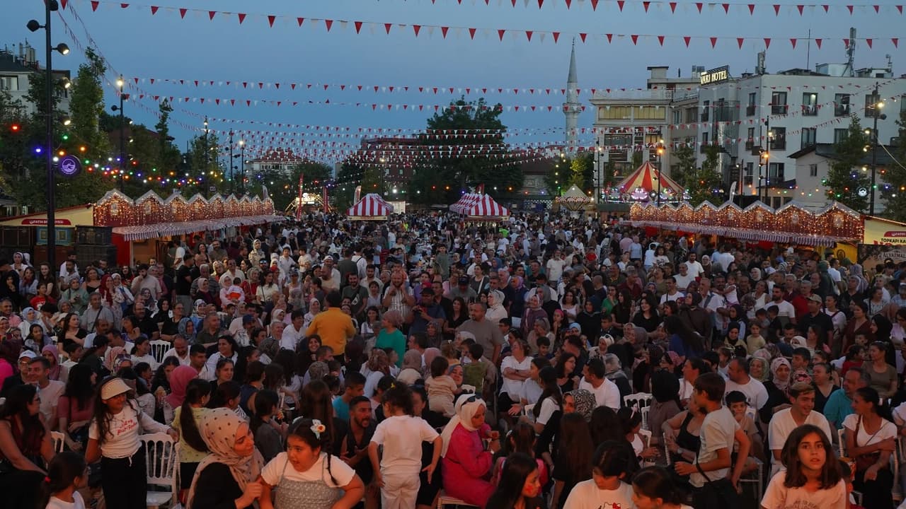Fatih'te "Nostalji Günleri" heyecanı: Geçmişin mahalle kültürü günümüze taşınıyor