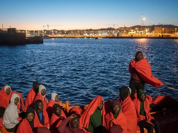 Sürüklenen göçmen teknesi Mallorca açıklarında bulundu