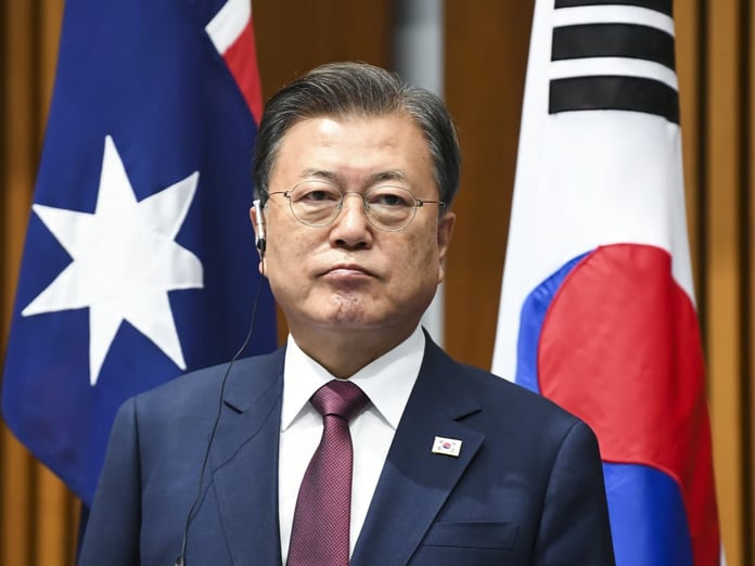 Güney Kore'de Eski Devlet Başkanı'na rüşvet suçlaması