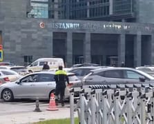 Adliyede silahlı saldırı: Savcı, kadın hakimi vurdu