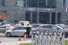 Adliyede silahlı saldırı: Savcı, kadın hakimi vurdu